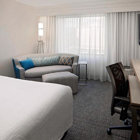 Hotel Courtyard Houston Westchase Exterior foto